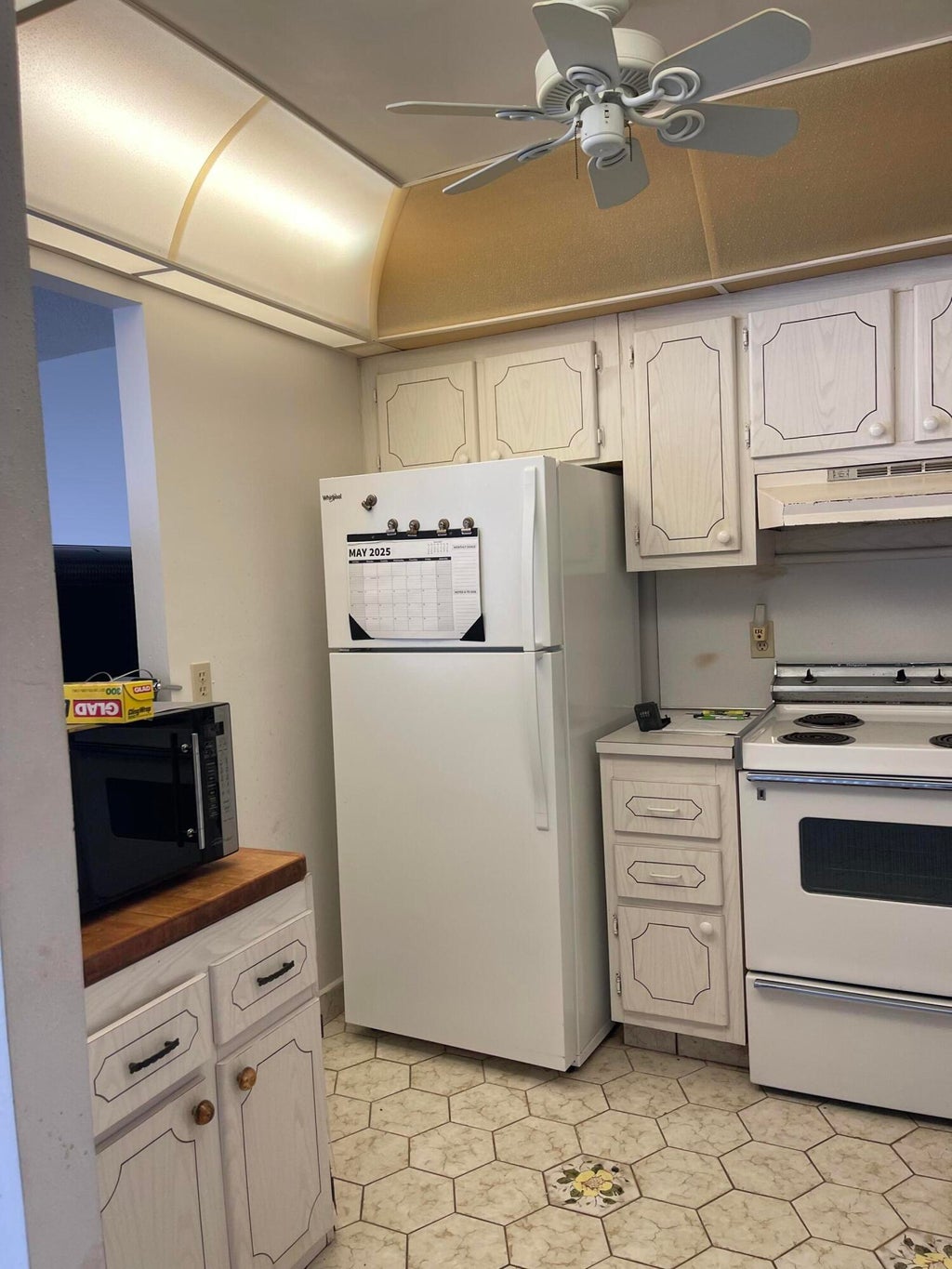Photo of 155 Seville G, Delray Beach, FL 33446 (MLS # R11085068)