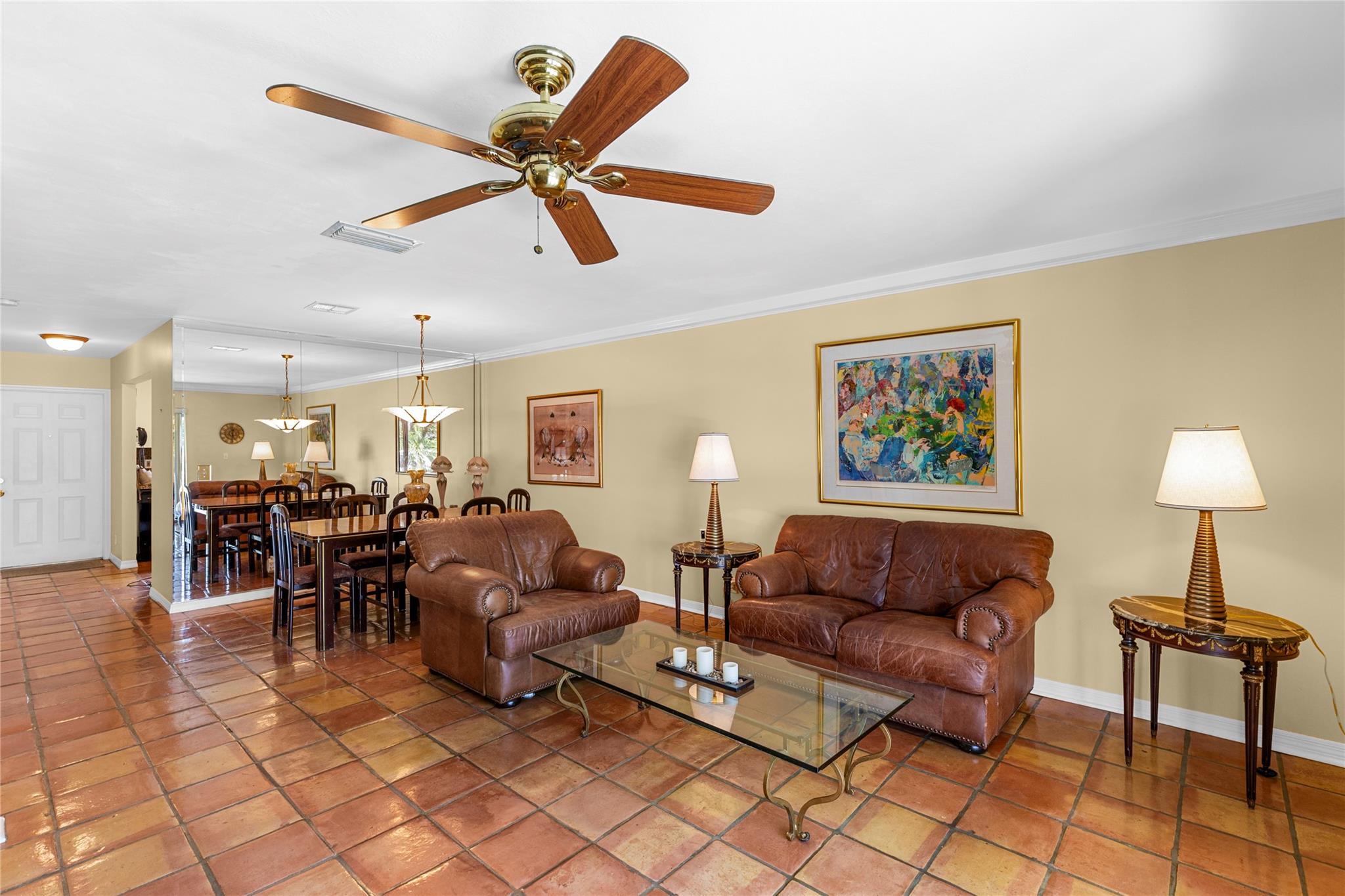 633 NE 19th Ave