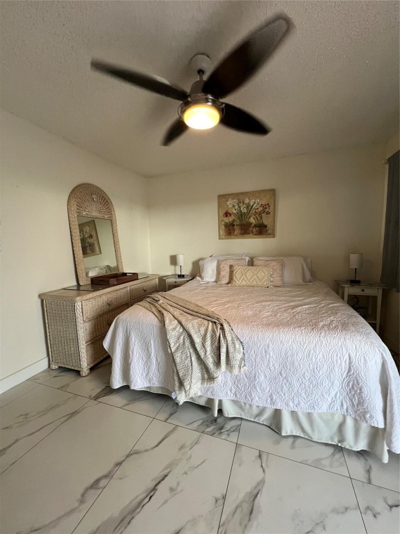 Ro-Len Lakes Garden - Residential