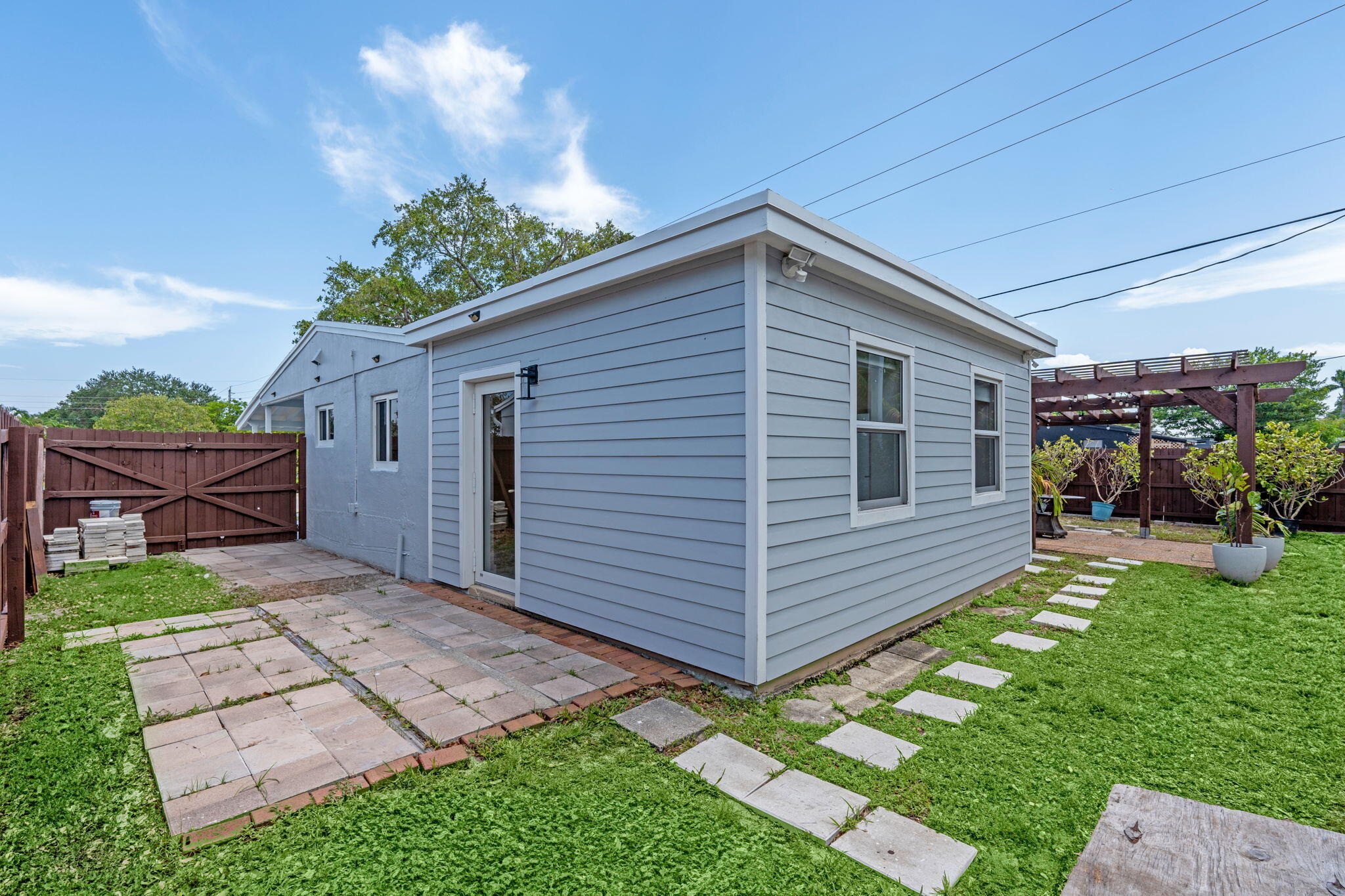 NORTH ANDREWS TERRACE FIRST ADD - Residential