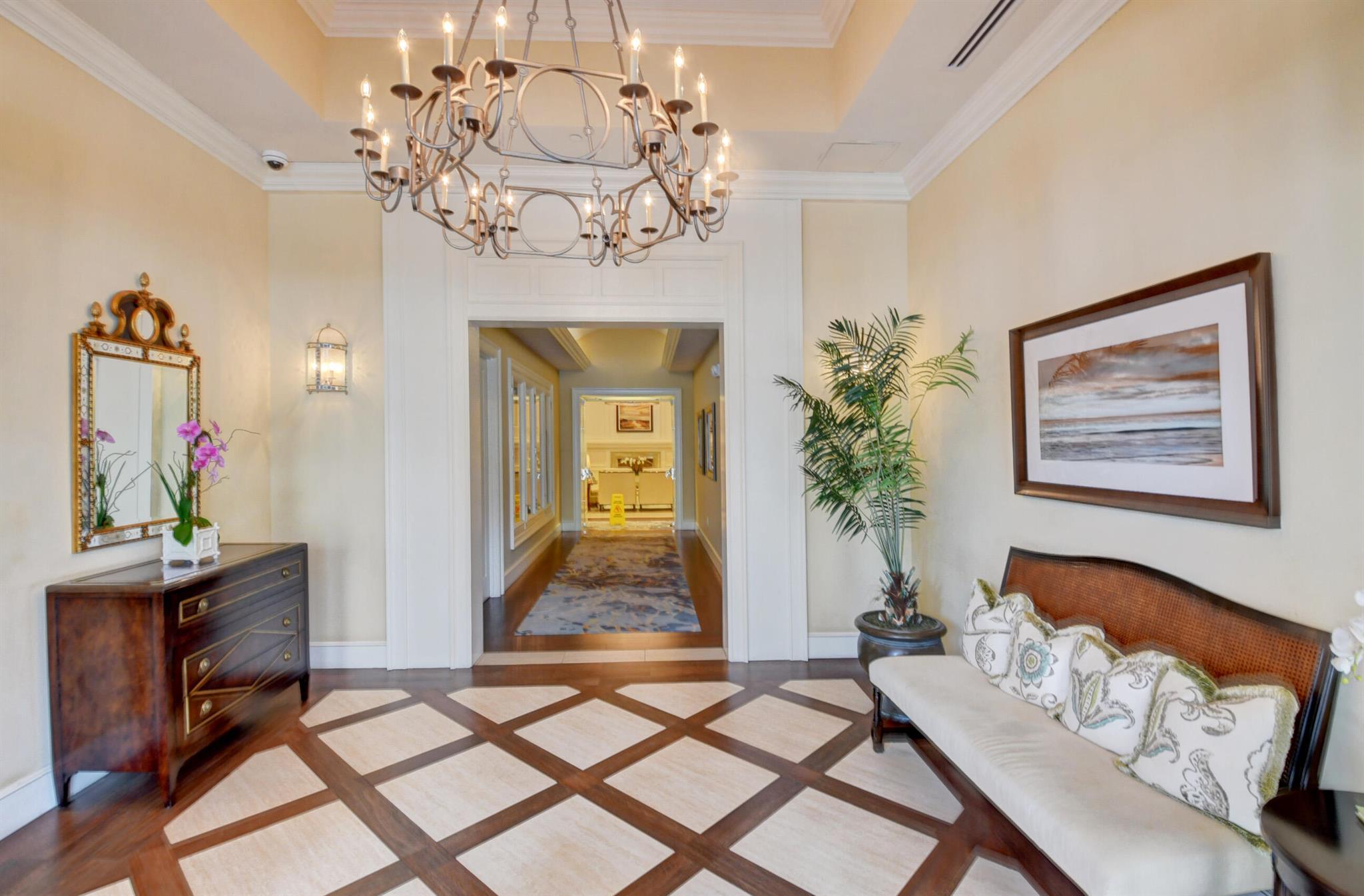 DELRAY DUNES - Residential