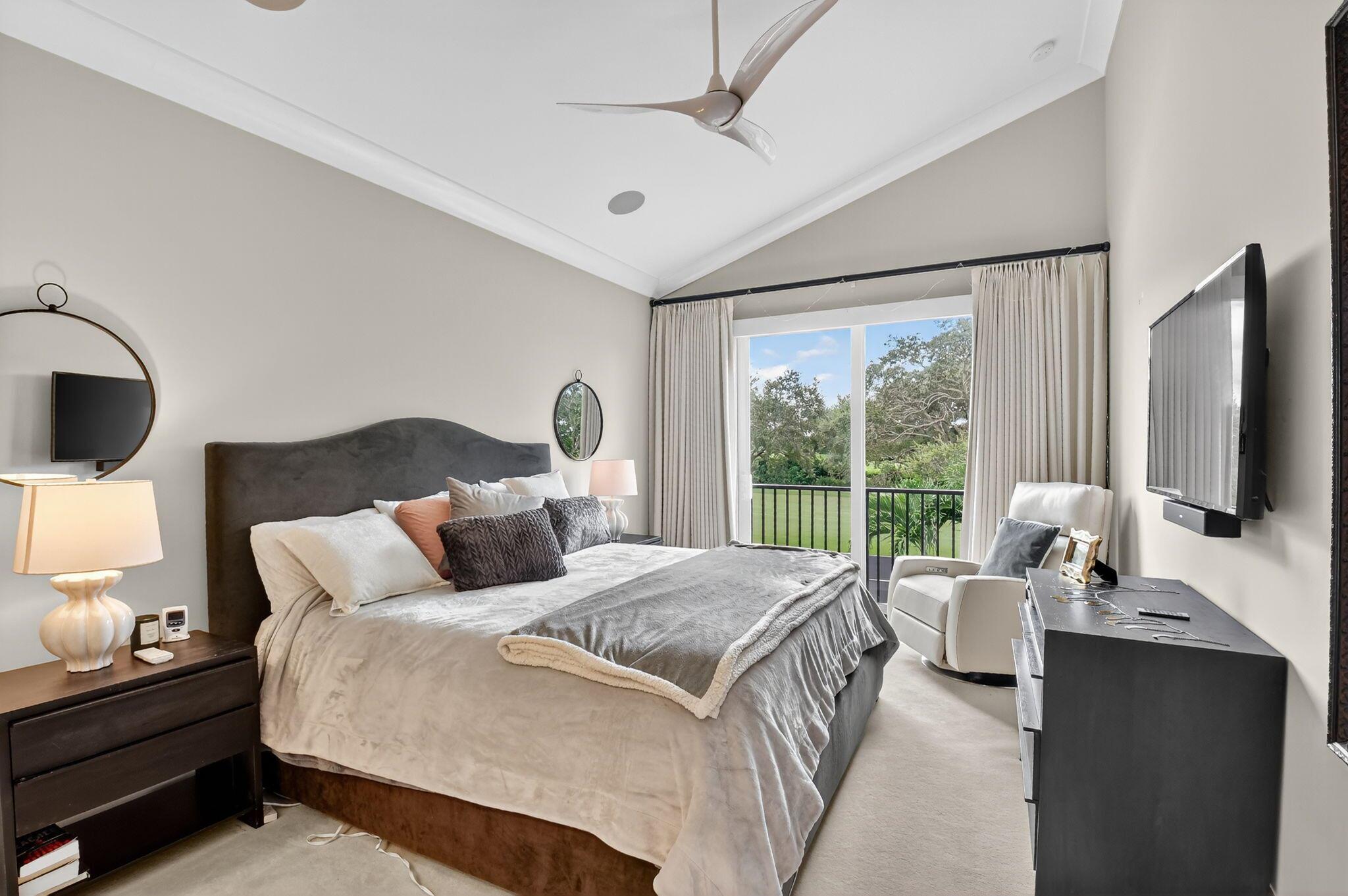 DELRAY DUNES - Residential
