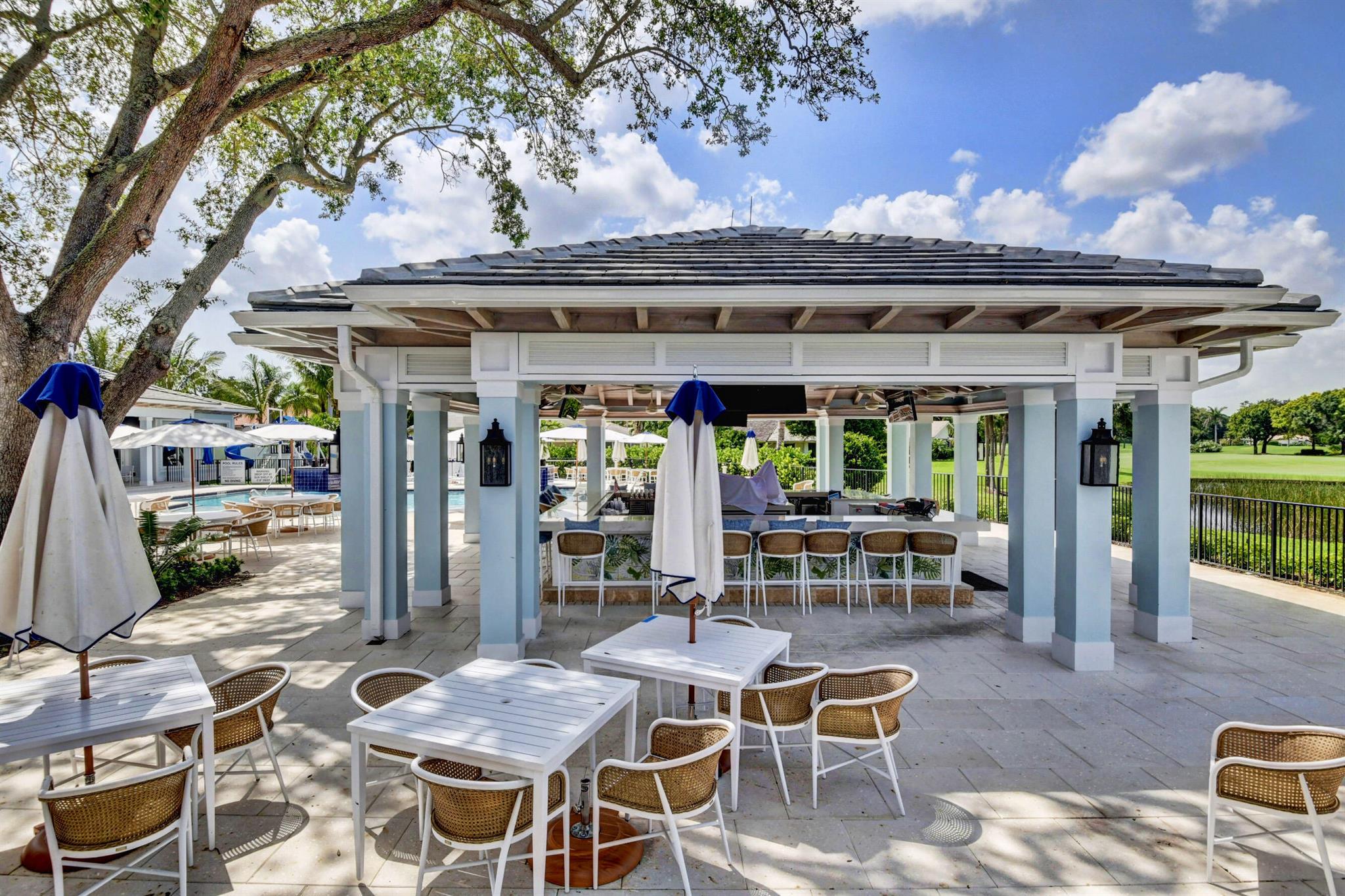 DELRAY DUNES - Residential