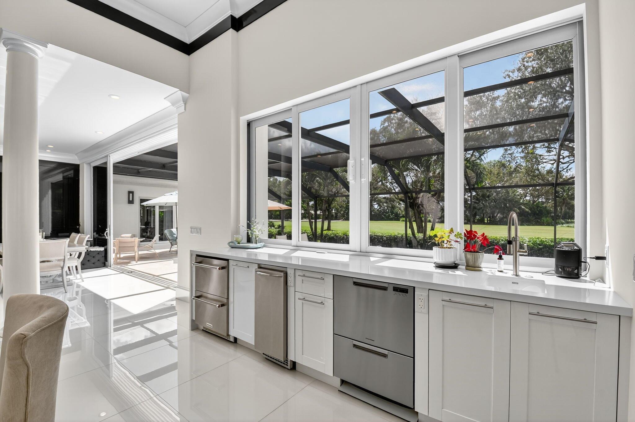 DELRAY DUNES - Residential