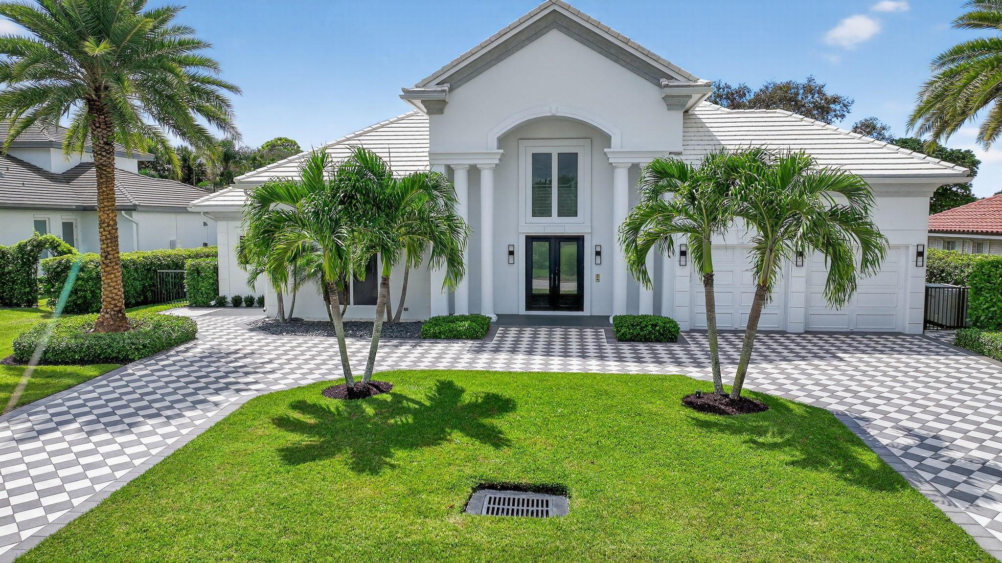DELRAY DUNES - Residential