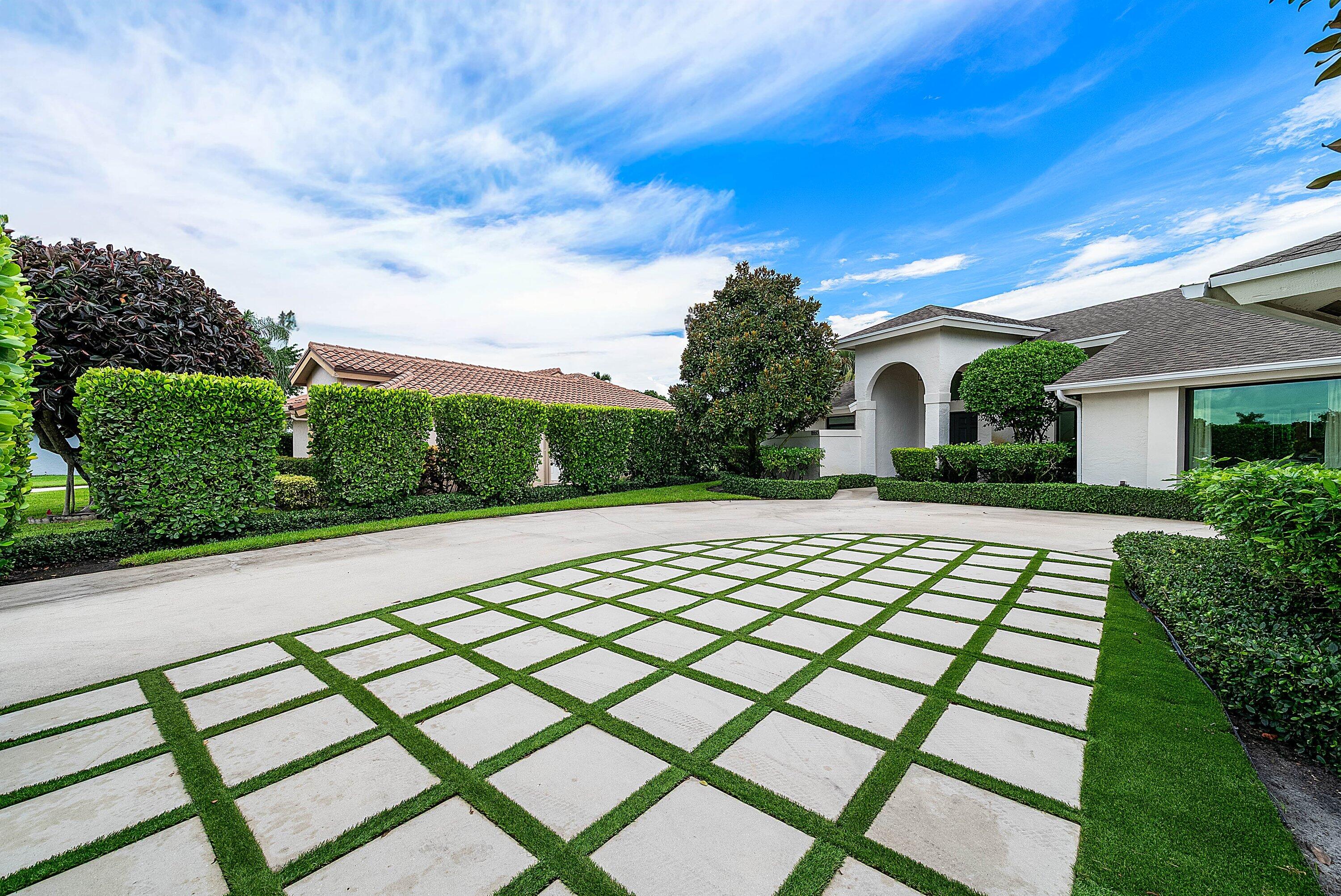 Properties 1860 Lynton Circle