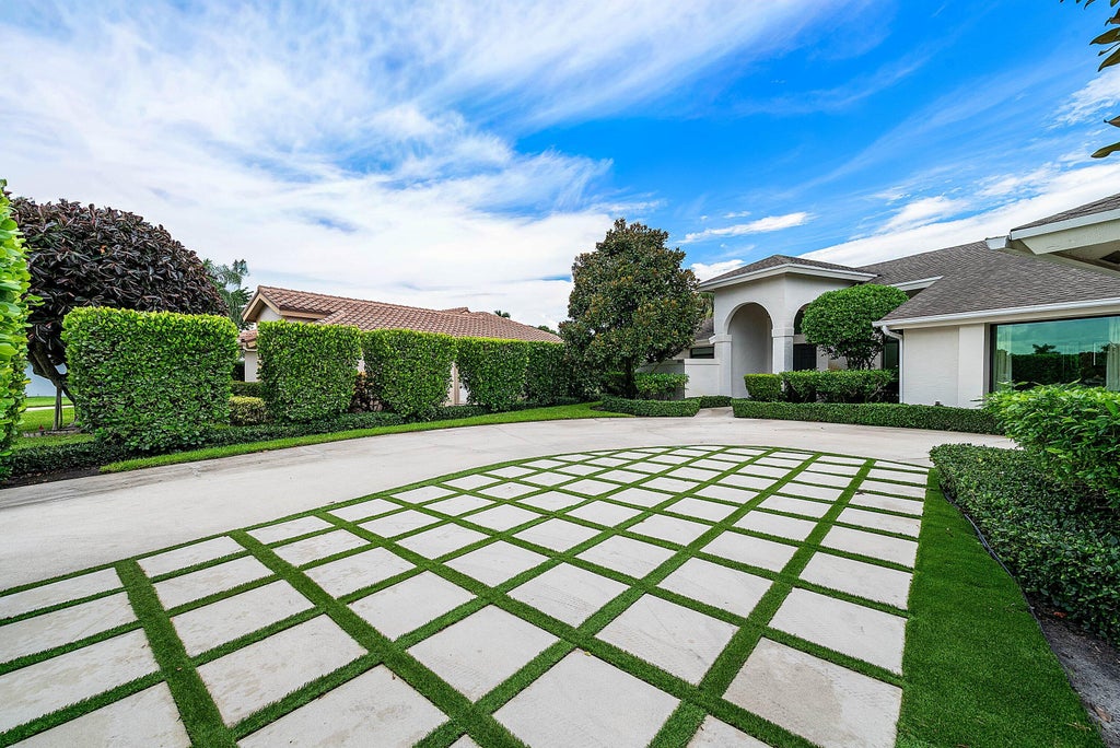 Photo of 1860 Lynton Circle, Wellington, FL 33414 (MLS # B26073539)