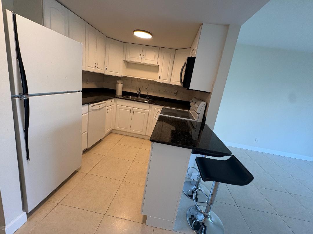 505 DEERFIELD - Residential Lease