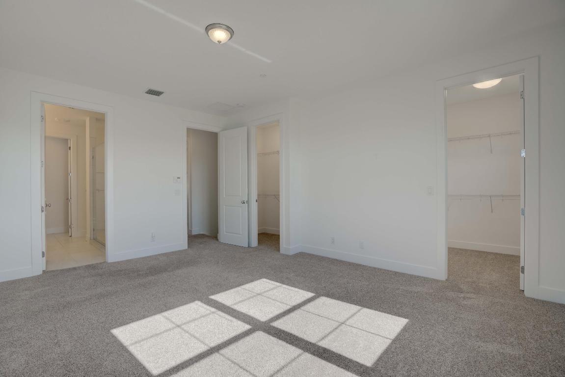 ALTON NEIGHBORHOOD - Residential Lease