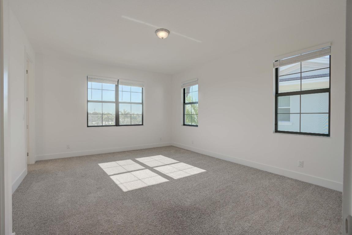 ALTON NEIGHBORHOOD - Residential Lease