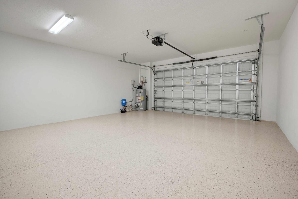 ALTON NEIGHBORHOOD - Residential Lease