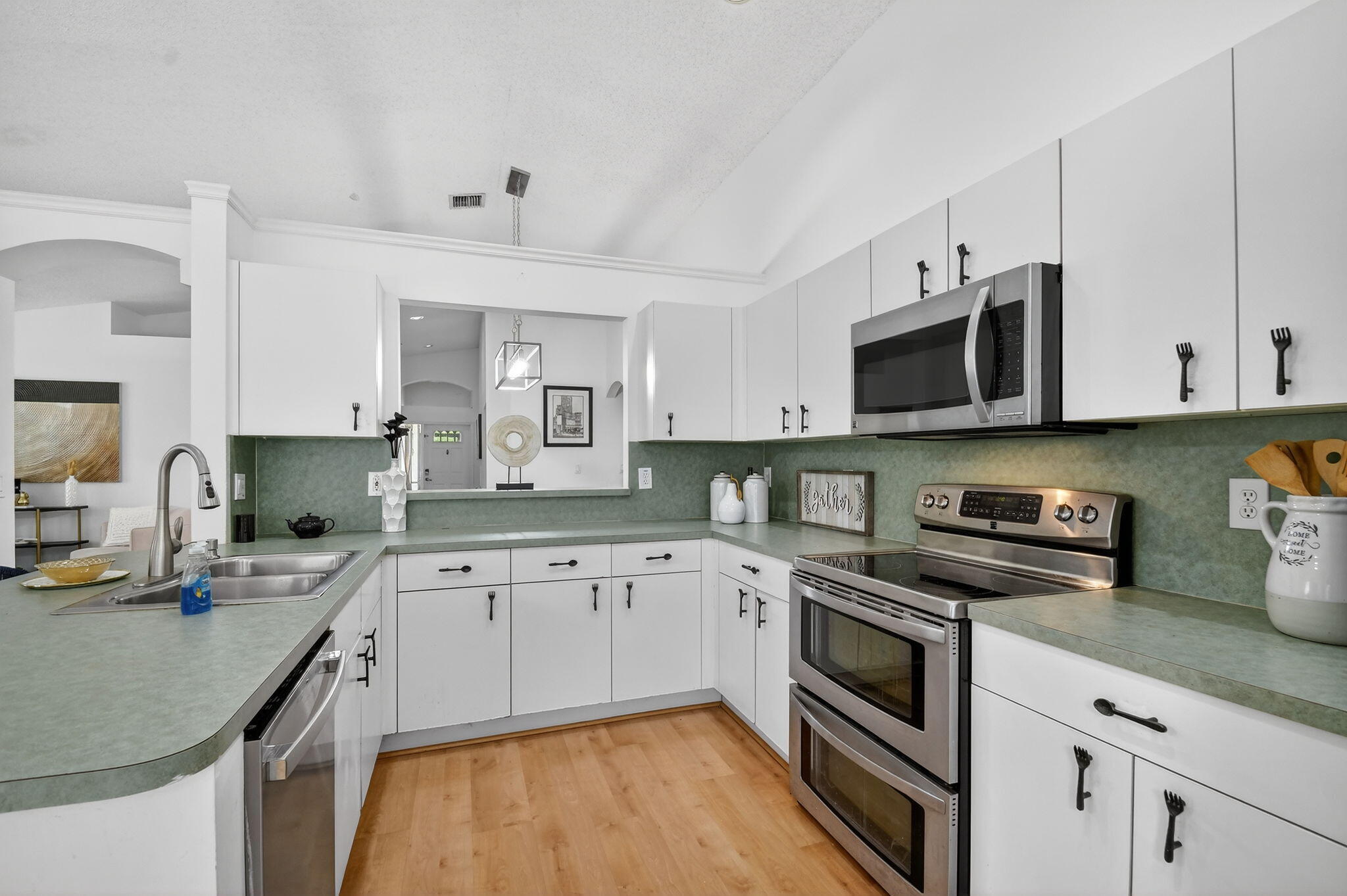 Manor Forest - Residential