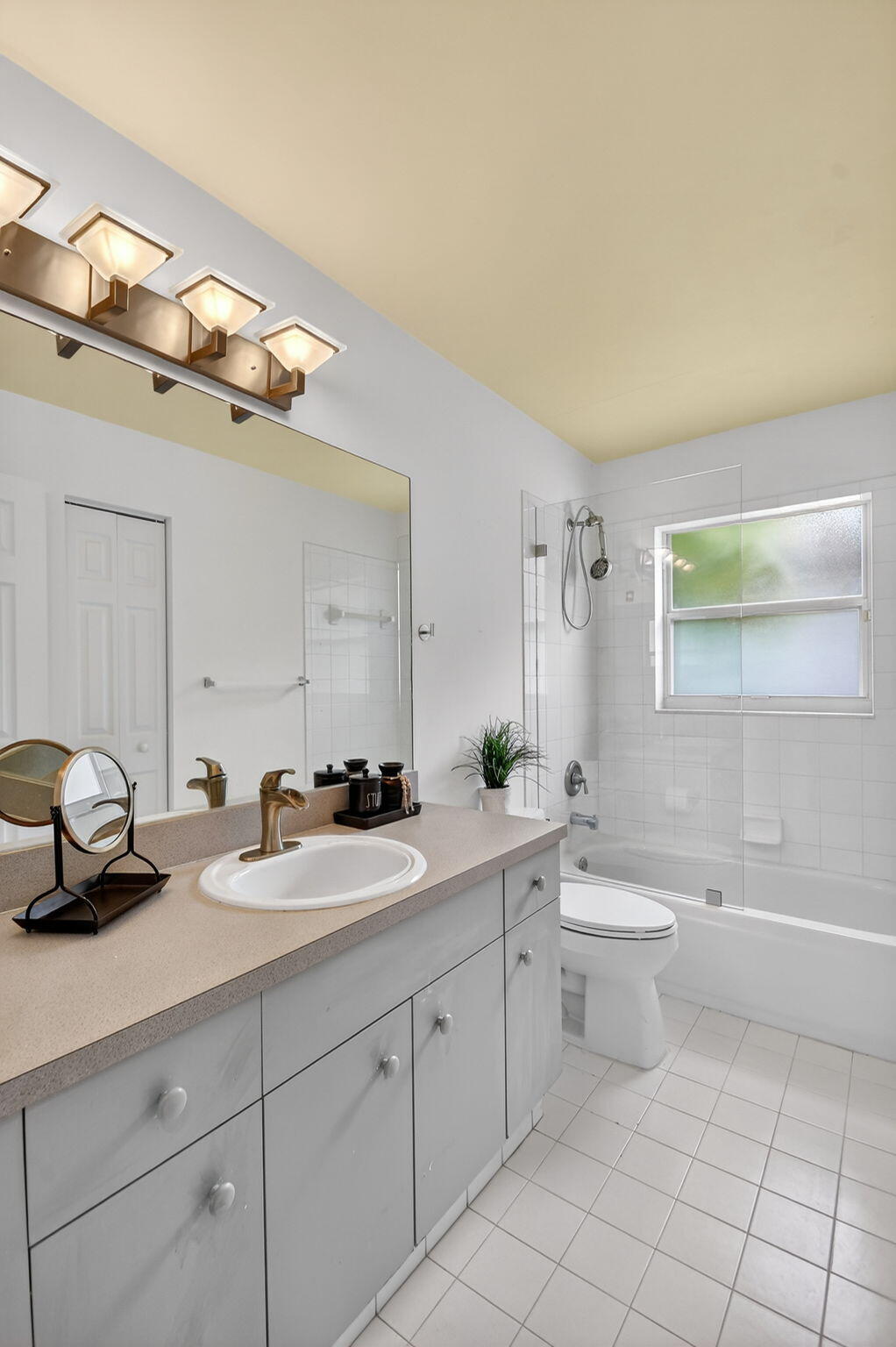 Manor Forest - Residential