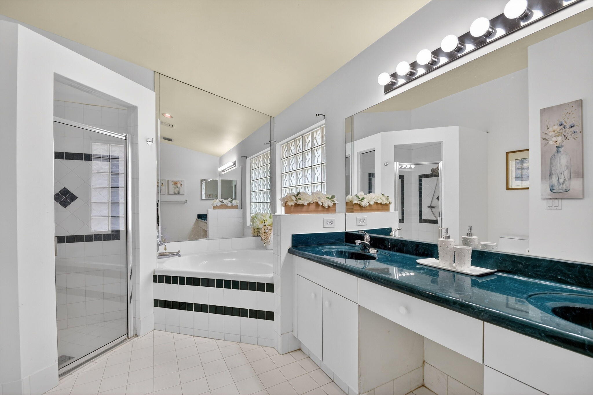 Manor Forest - Residential