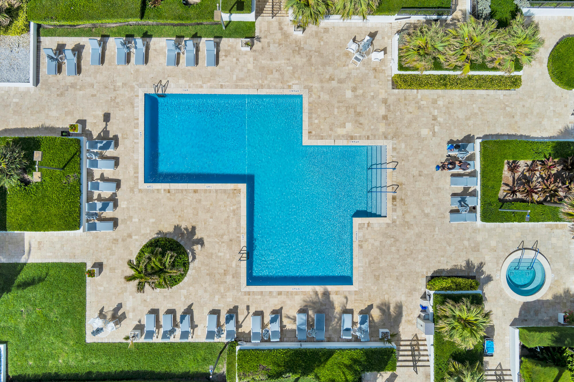 HALCYON OF PALM BEACH - Residential