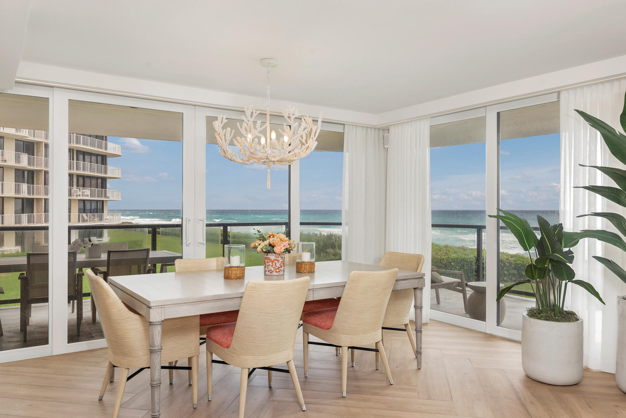 HALCYON OF PALM BEACH - Residential