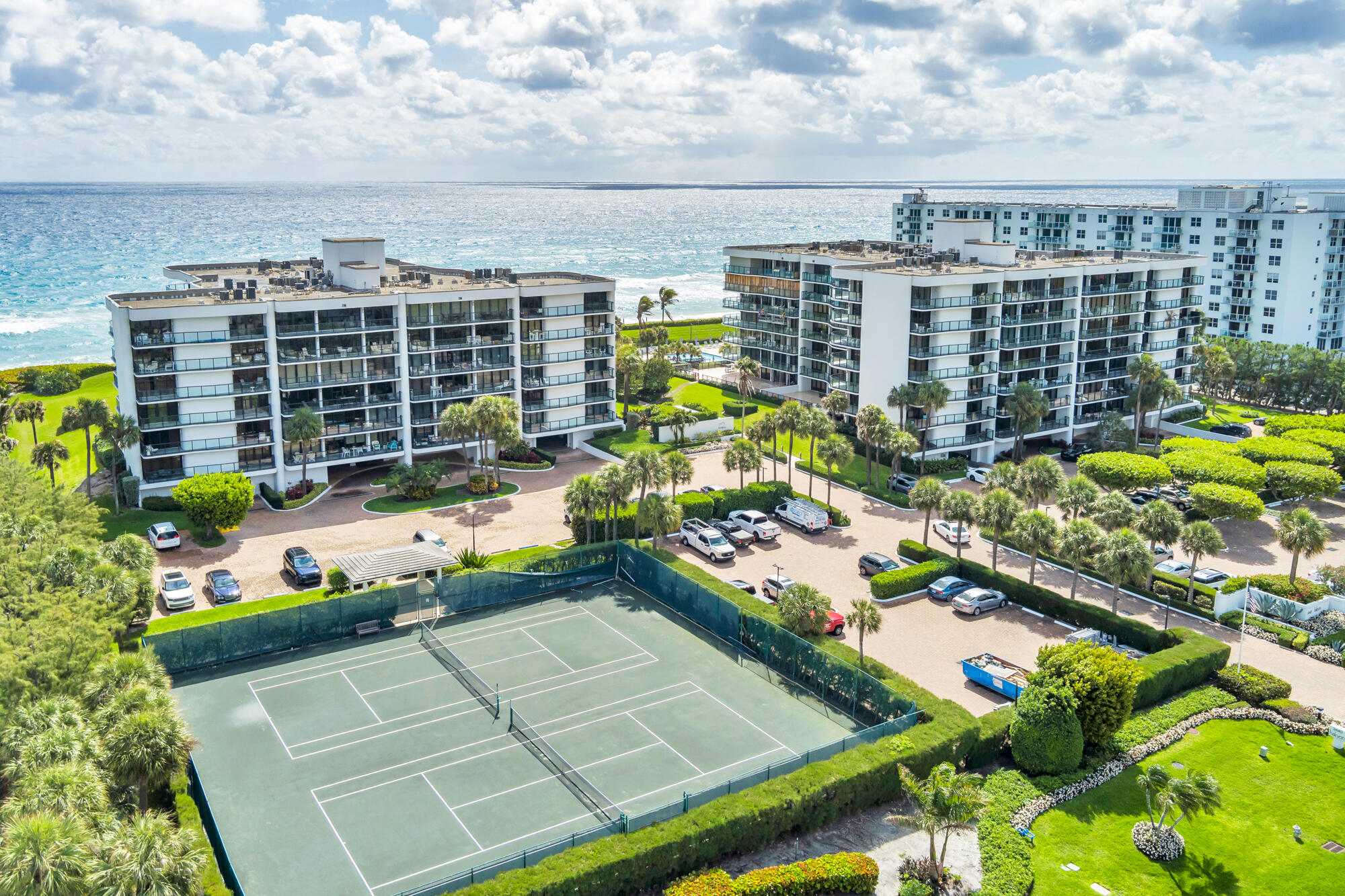 HALCYON OF PALM BEACH - Residential