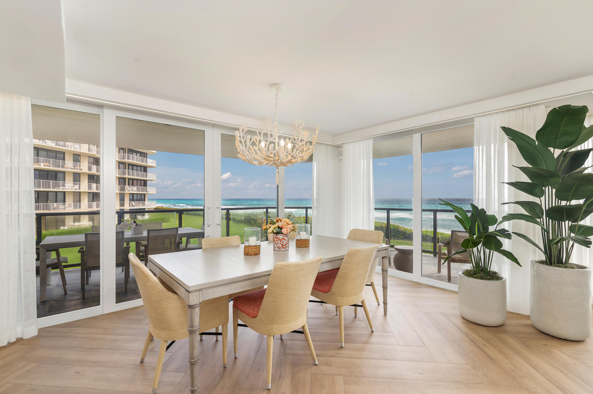 HALCYON OF PALM BEACH - Residential