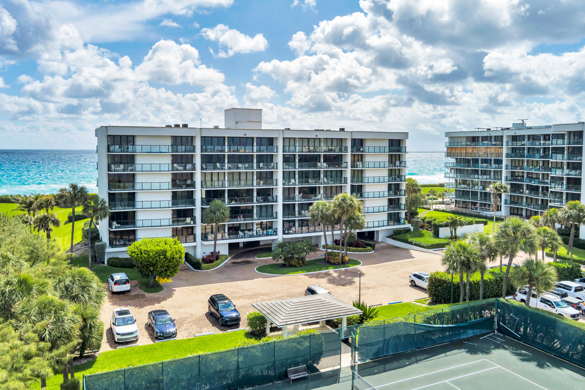 HALCYON OF PALM BEACH - Residential