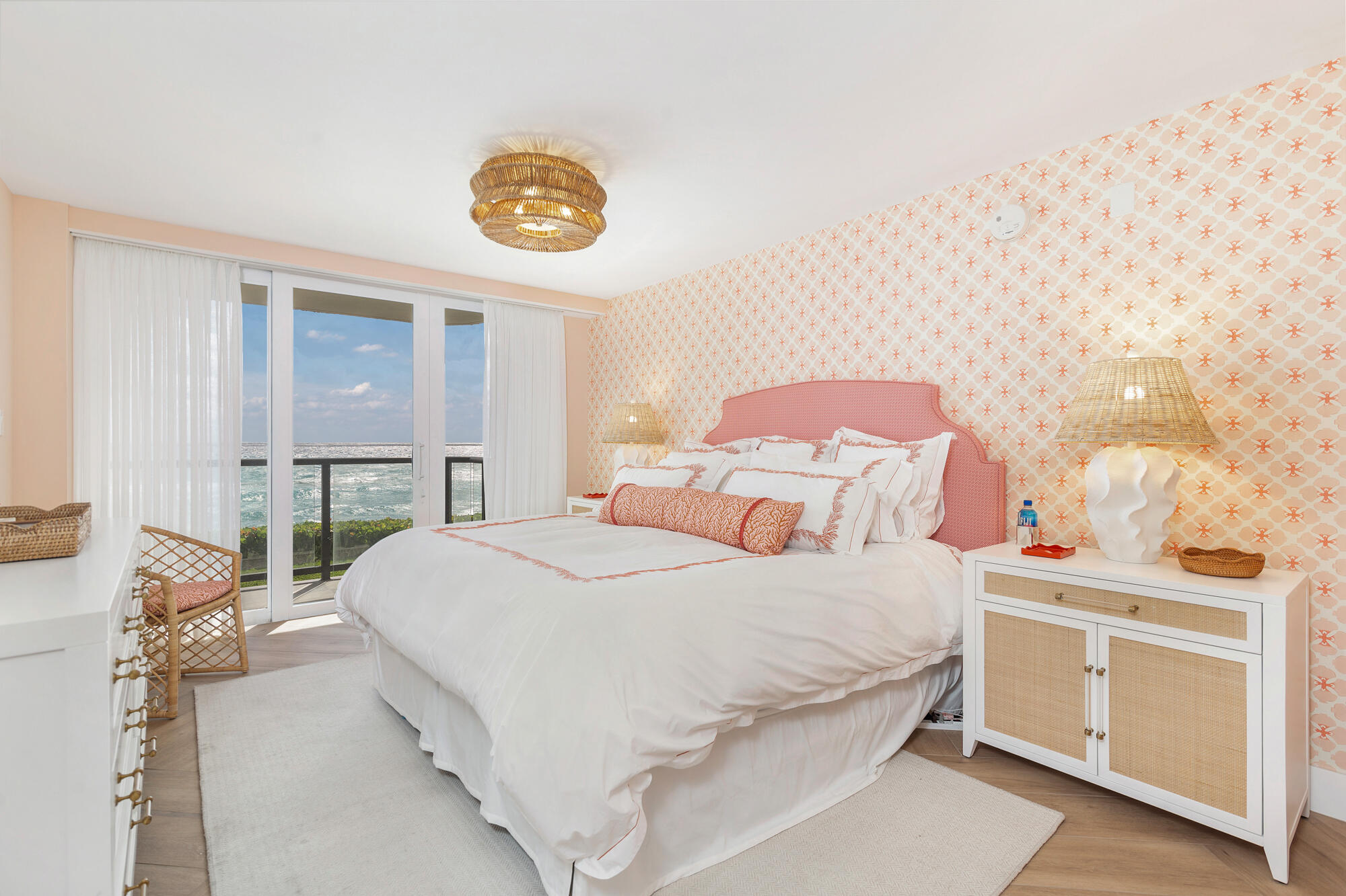 HALCYON OF PALM BEACH - Residential