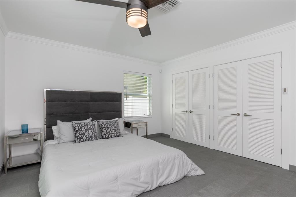 ROYAL PALM YACHT & COUNTR - Residential