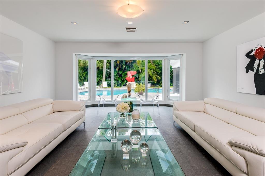 ROYAL PALM YACHT & COUNTR - Residential