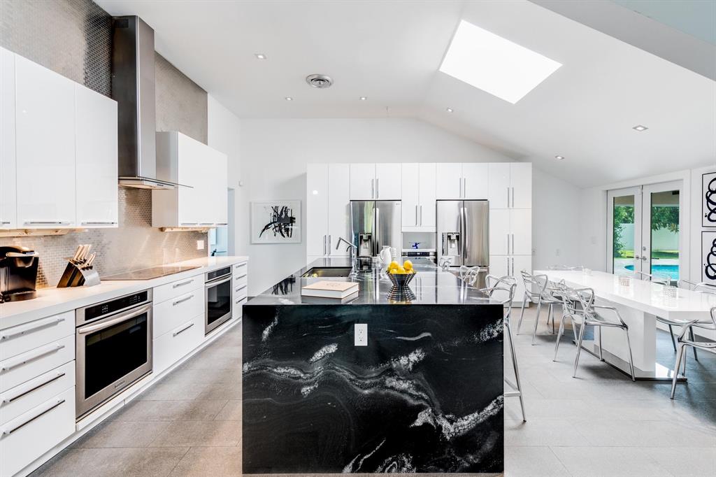 ROYAL PALM YACHT & COUNTR - Residential