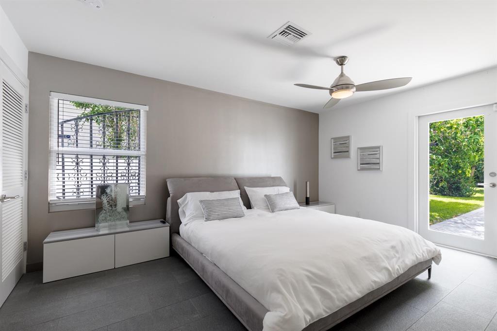 ROYAL PALM YACHT & COUNTR - Residential