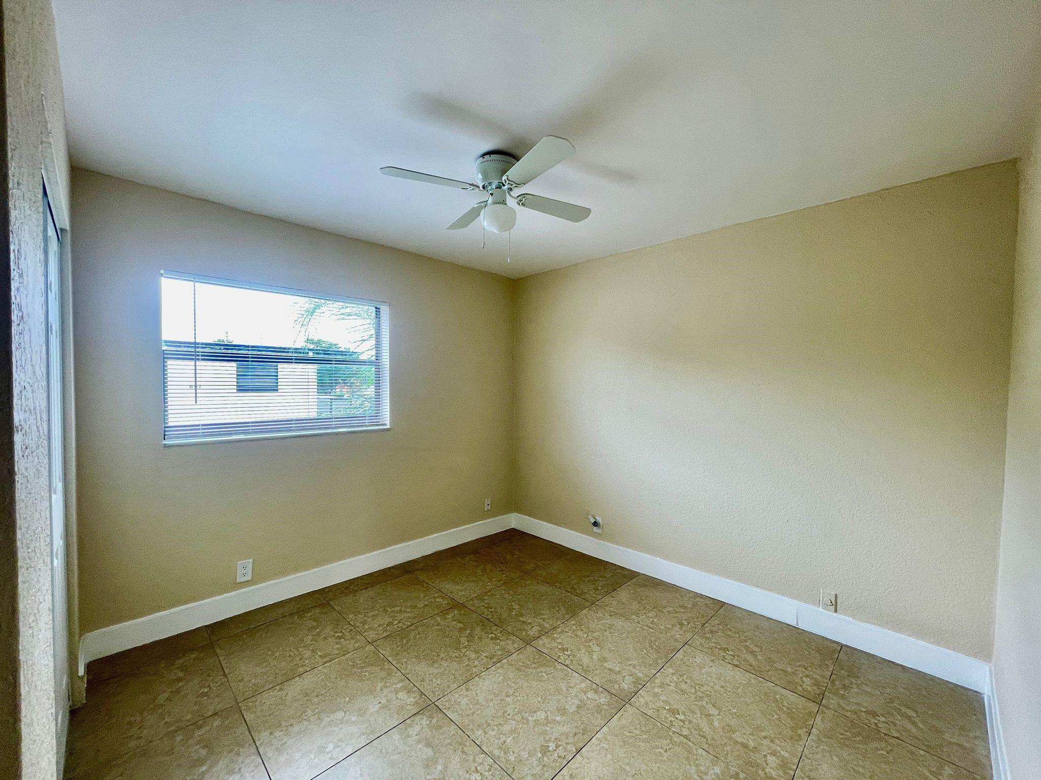 601 NE 29th Dr 10