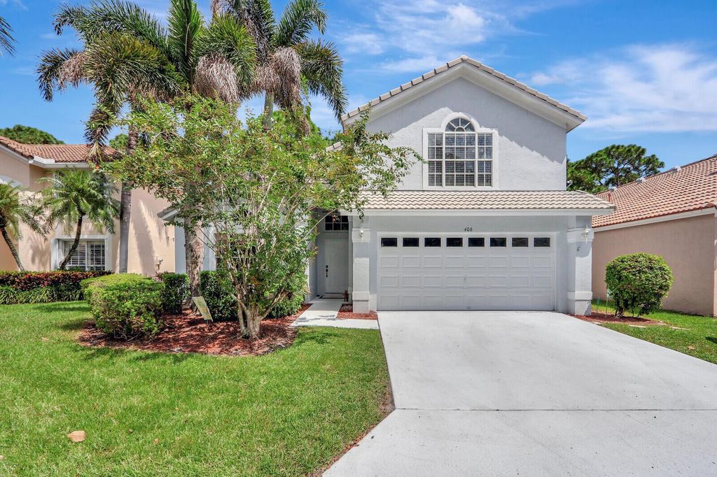 Photo of 406 Woodview Circle, Palm Beach Gardens, FL 33418 (MLS # R10913067)