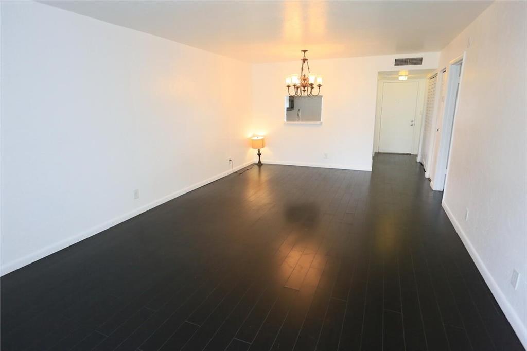 LAS VISTAS - Residential