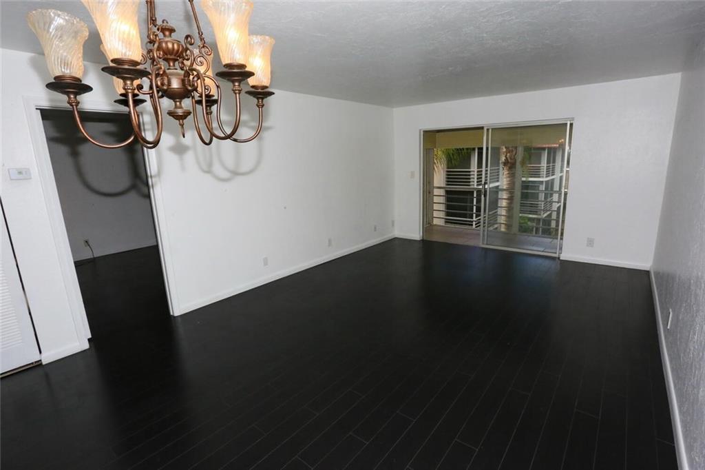 LAS VISTAS - Residential