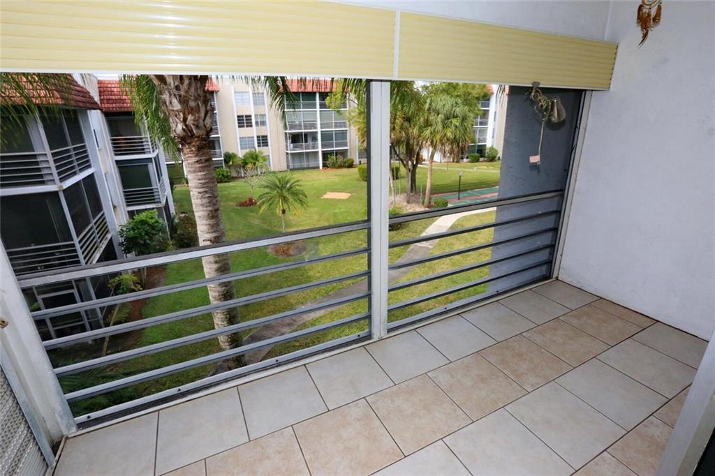 LAS VISTAS - Residential
