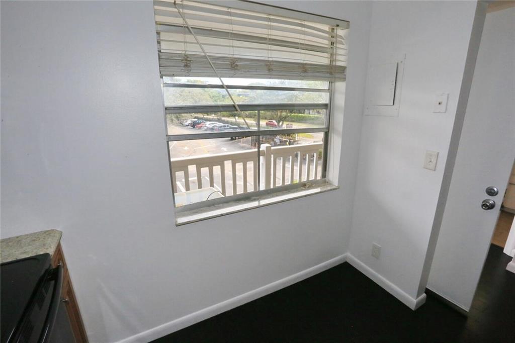 LAS VISTAS - Residential