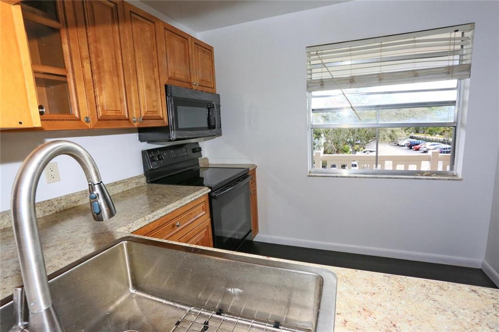 LAS VISTAS - Residential
