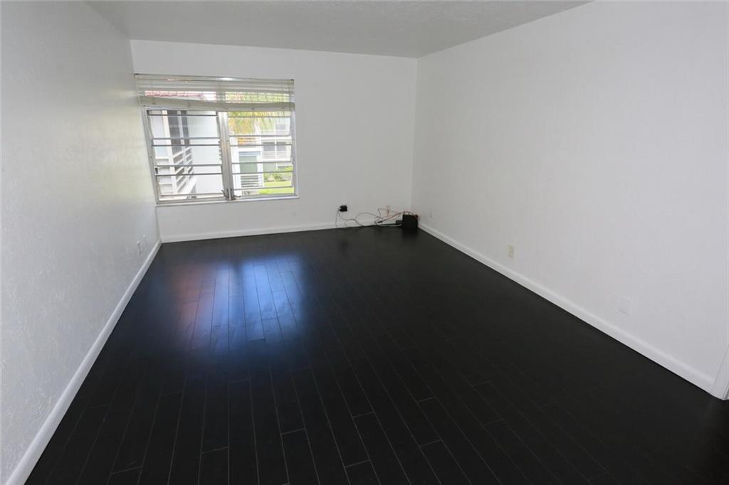 LAS VISTAS - Residential