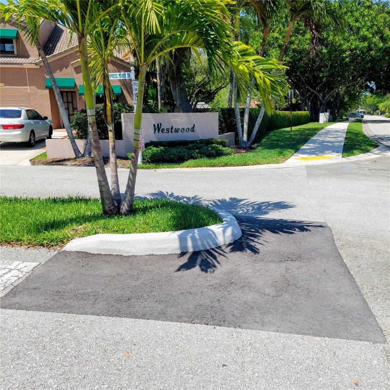 WESTWOOD AT CYPRESS RUN - Residential