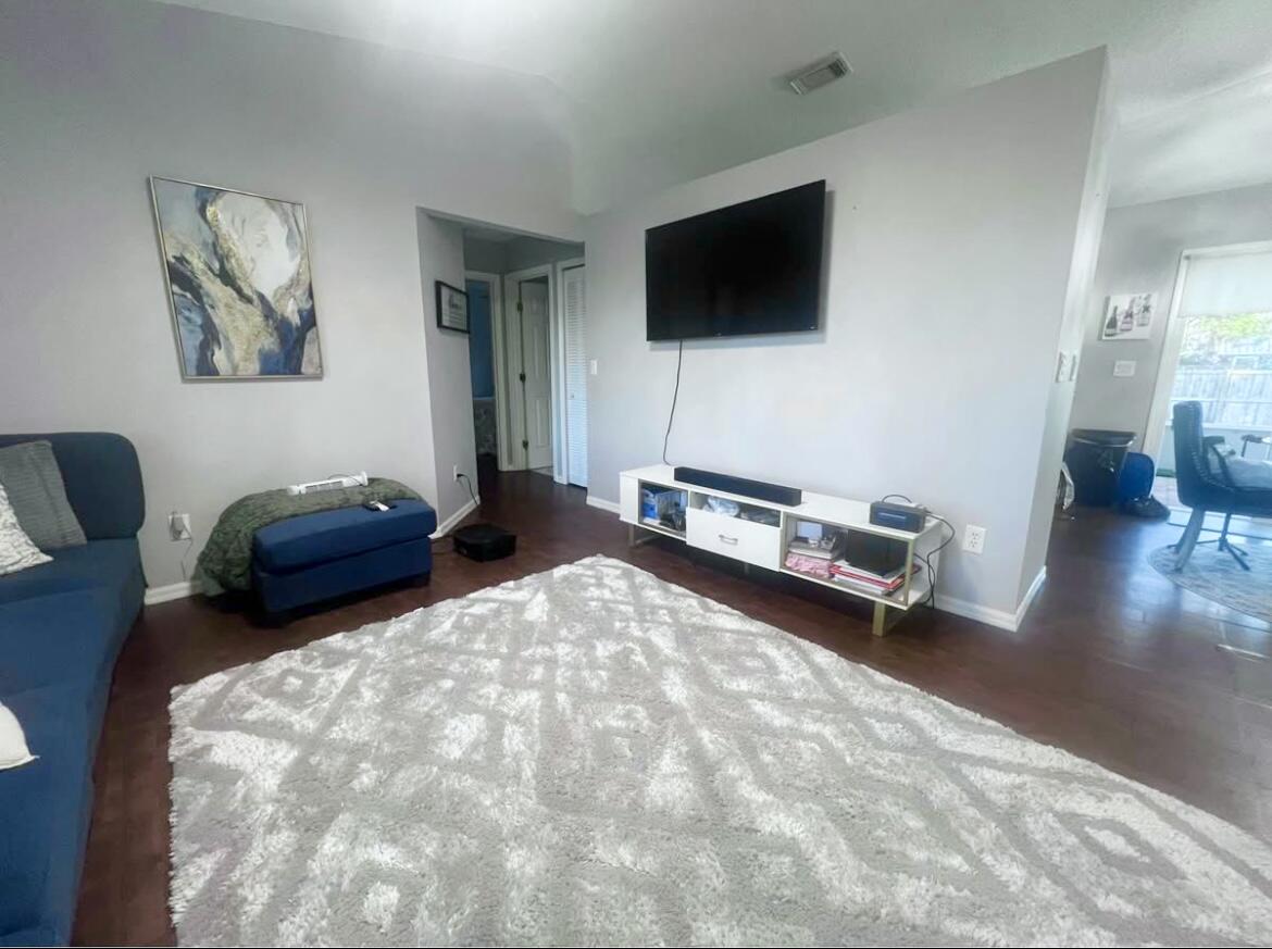 850 SW Durham Terrace