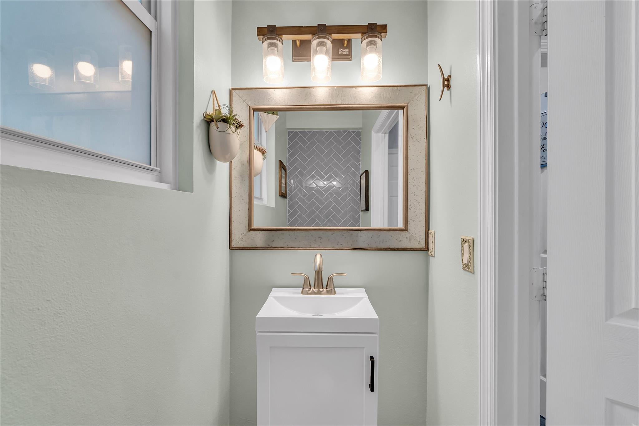 Lakeview West 158-44 B - Residential