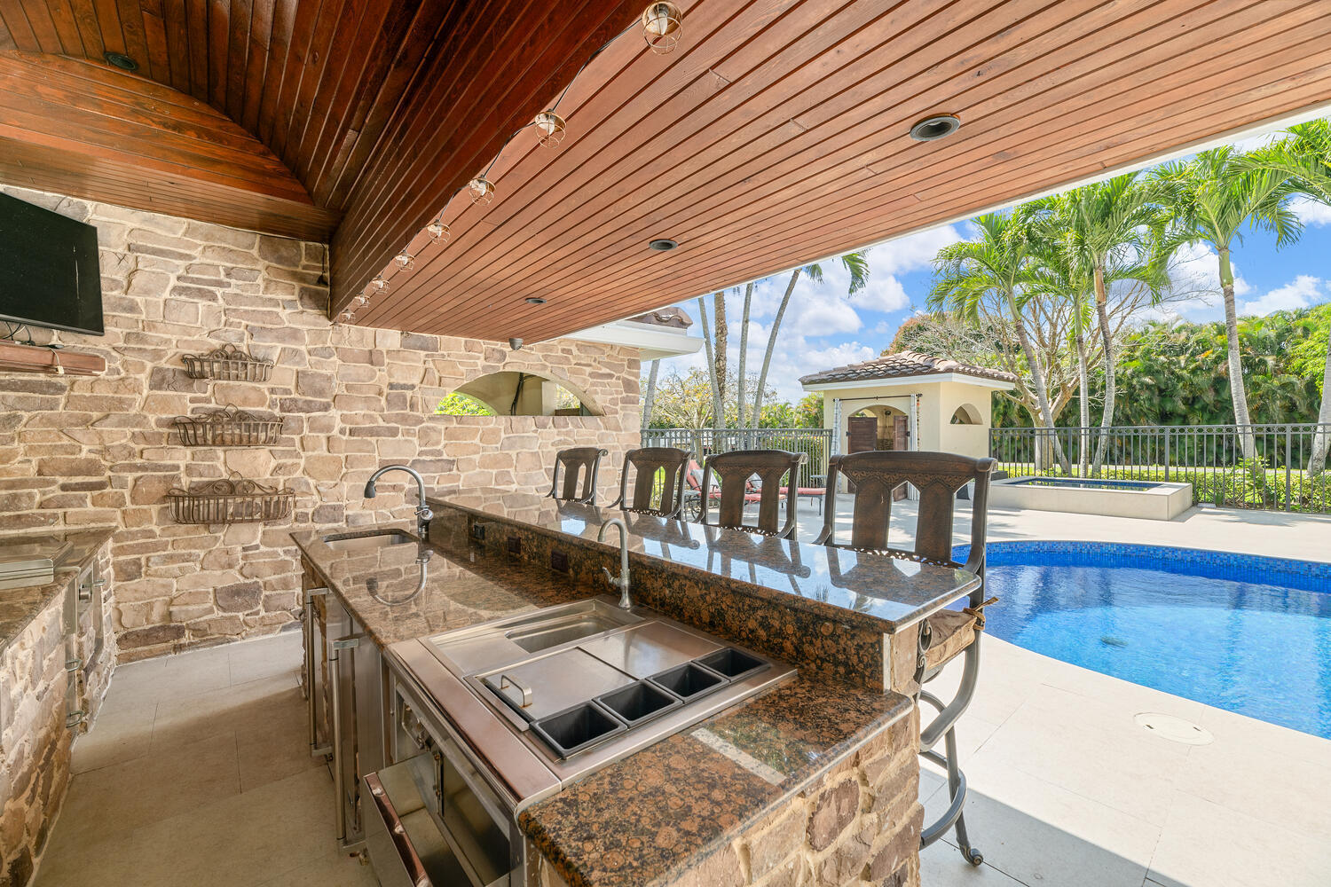 PADDOCK PARK NO 2 OF WELLINGTON - Residential