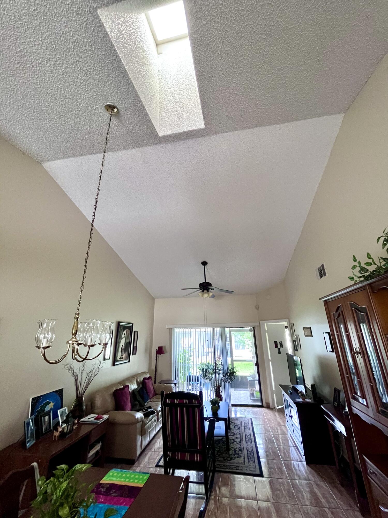 BVL LAKEPOINTE TOWNHOMES - Residential