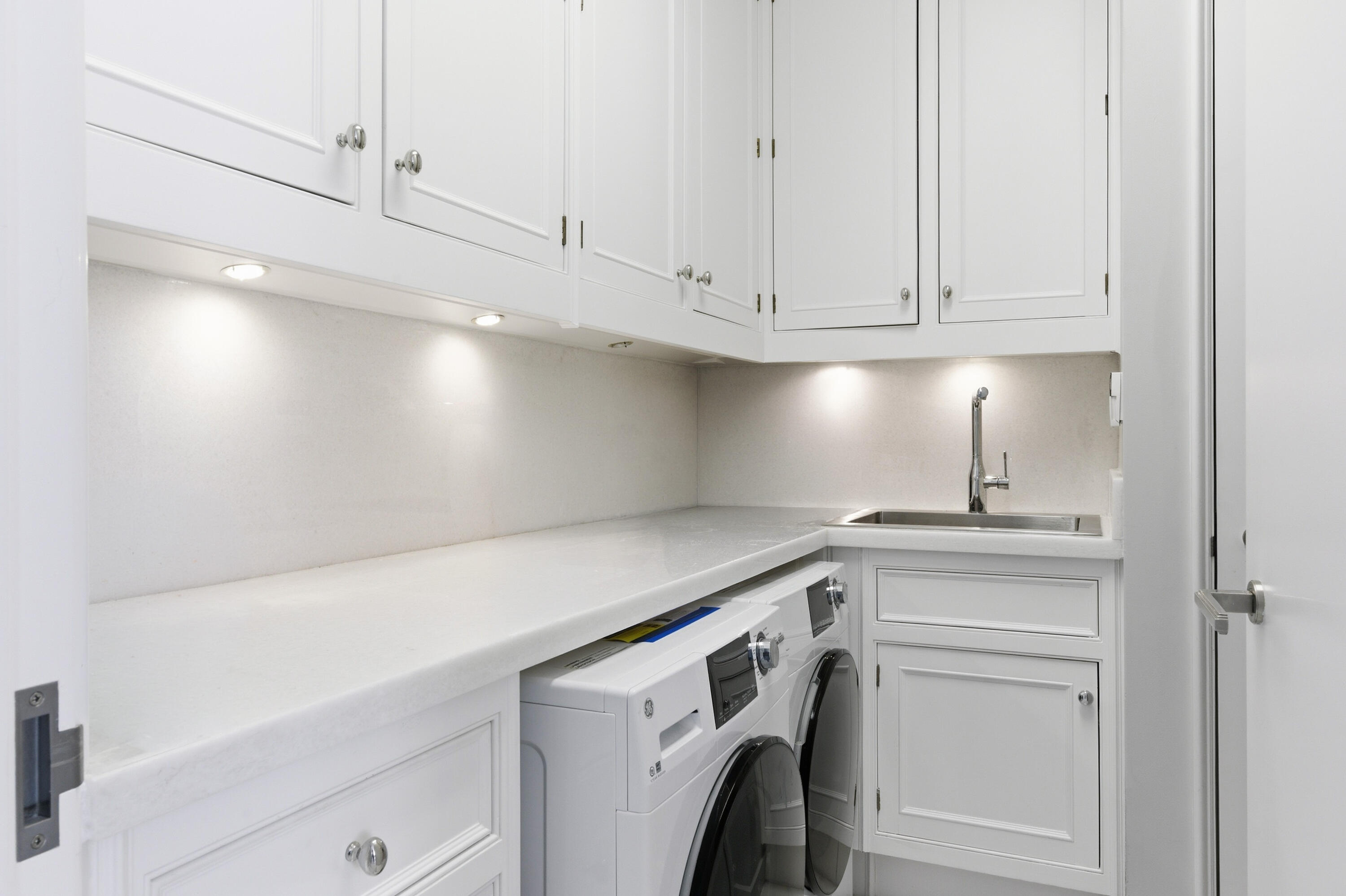 IL LUGANO CONDO - Residential