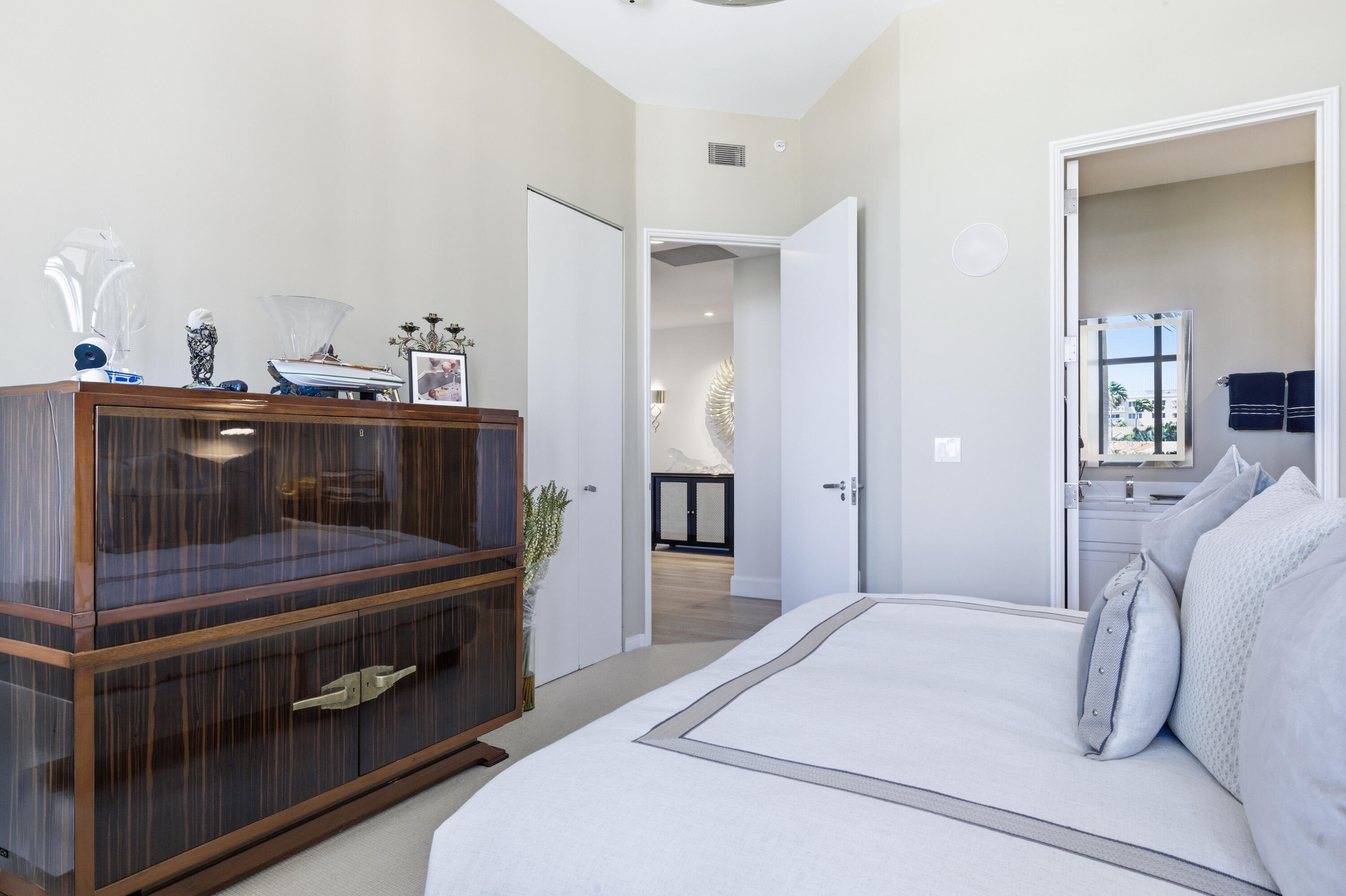 IL LUGANO CONDO - Residential