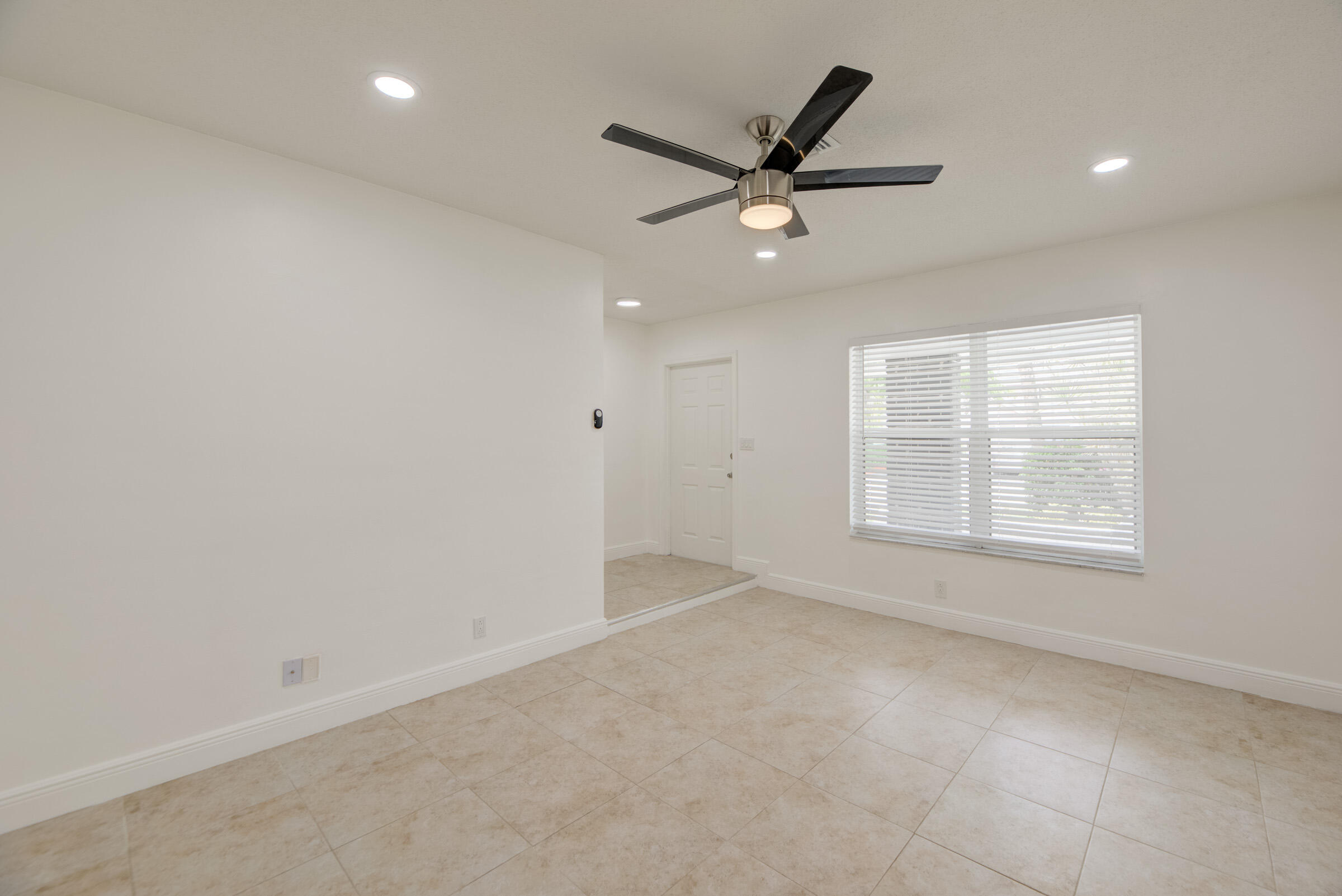 The Dells 64-40 B - Residential Income