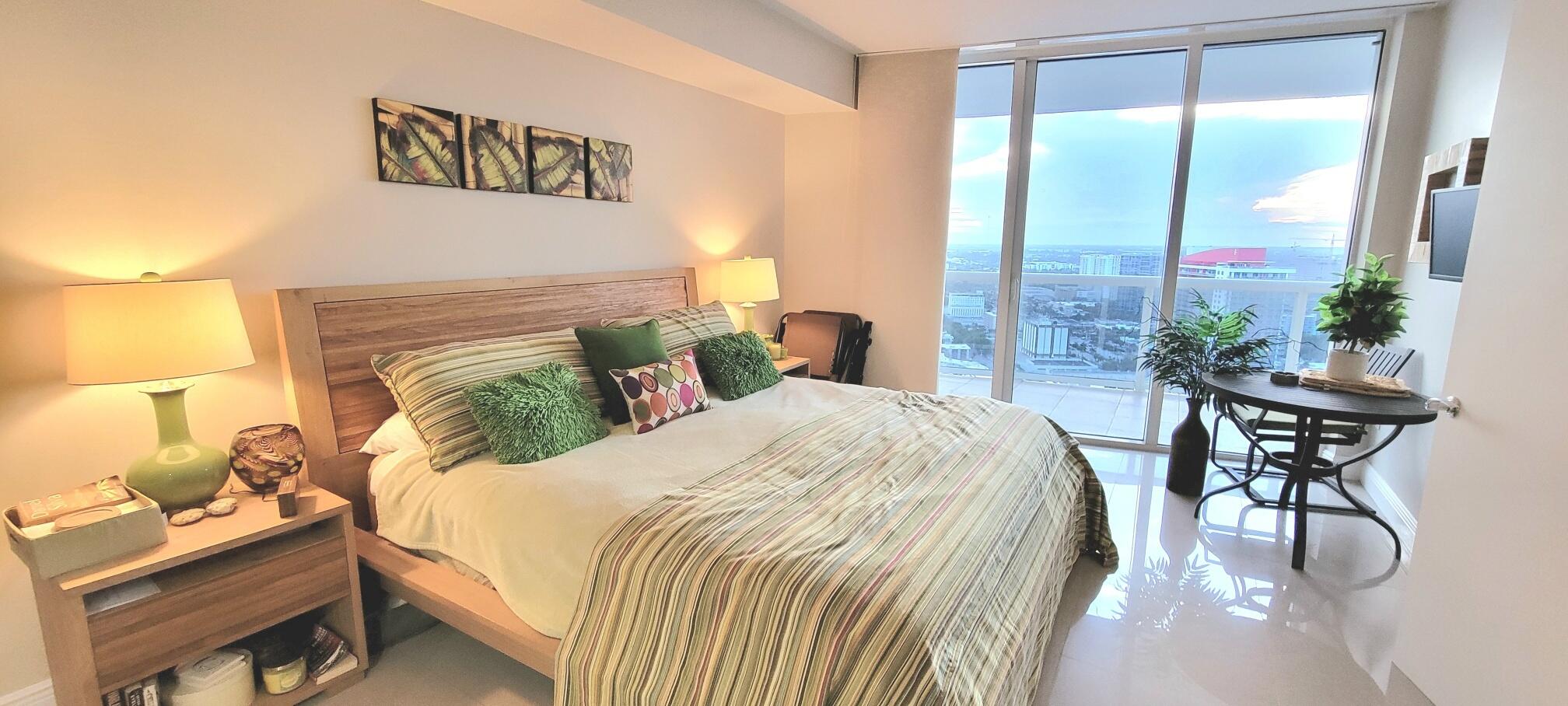 1850 S Ocean Drive 3806