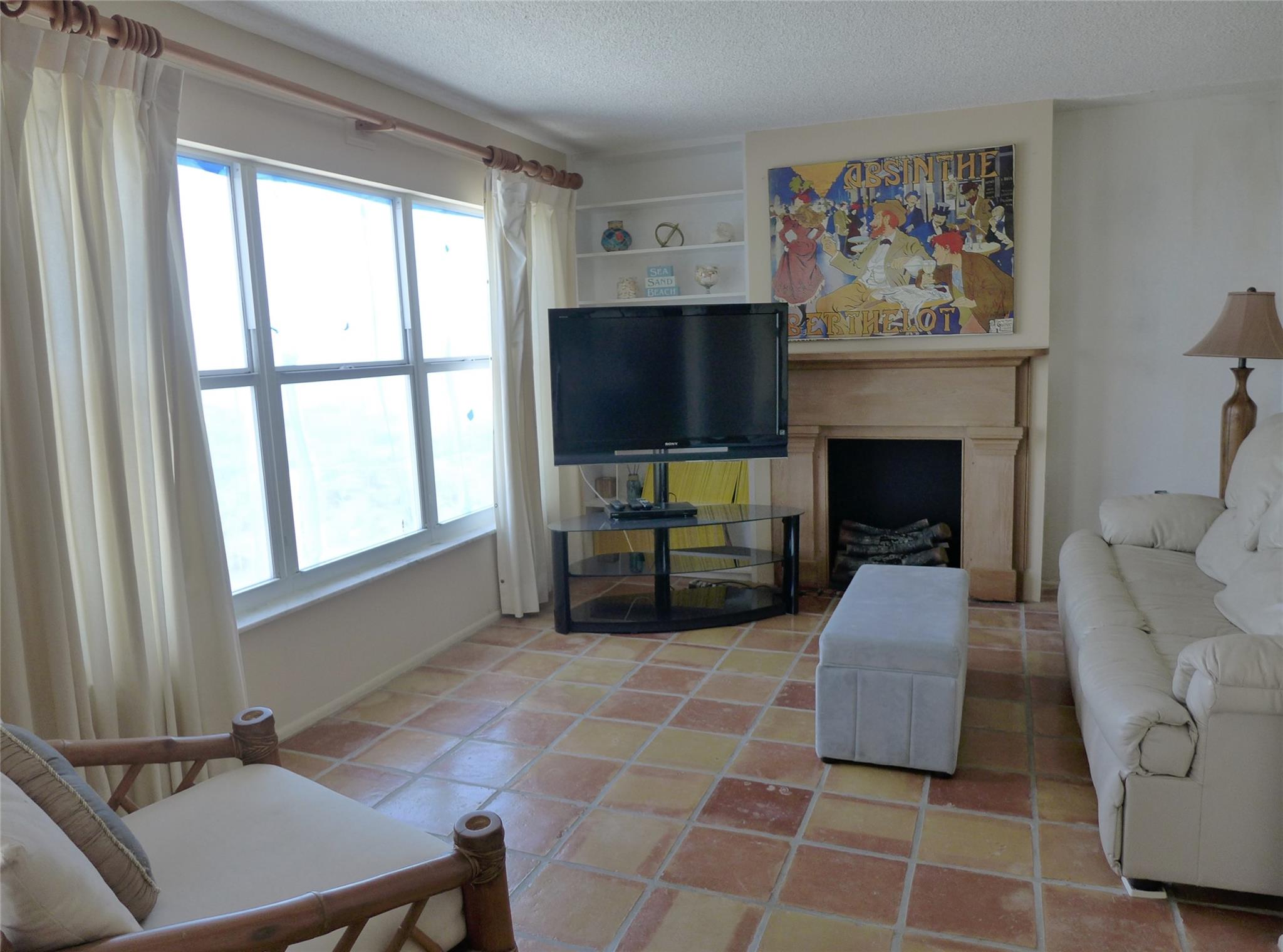 3000 E Sunrise Blvd 9A