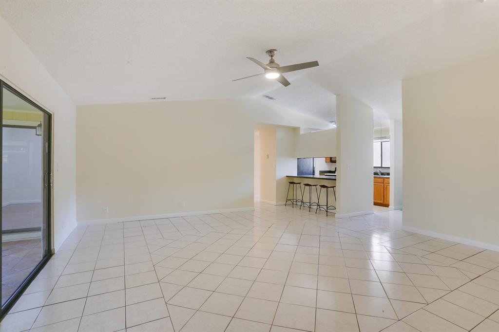 BOYNTON LAKES 1 - Residential