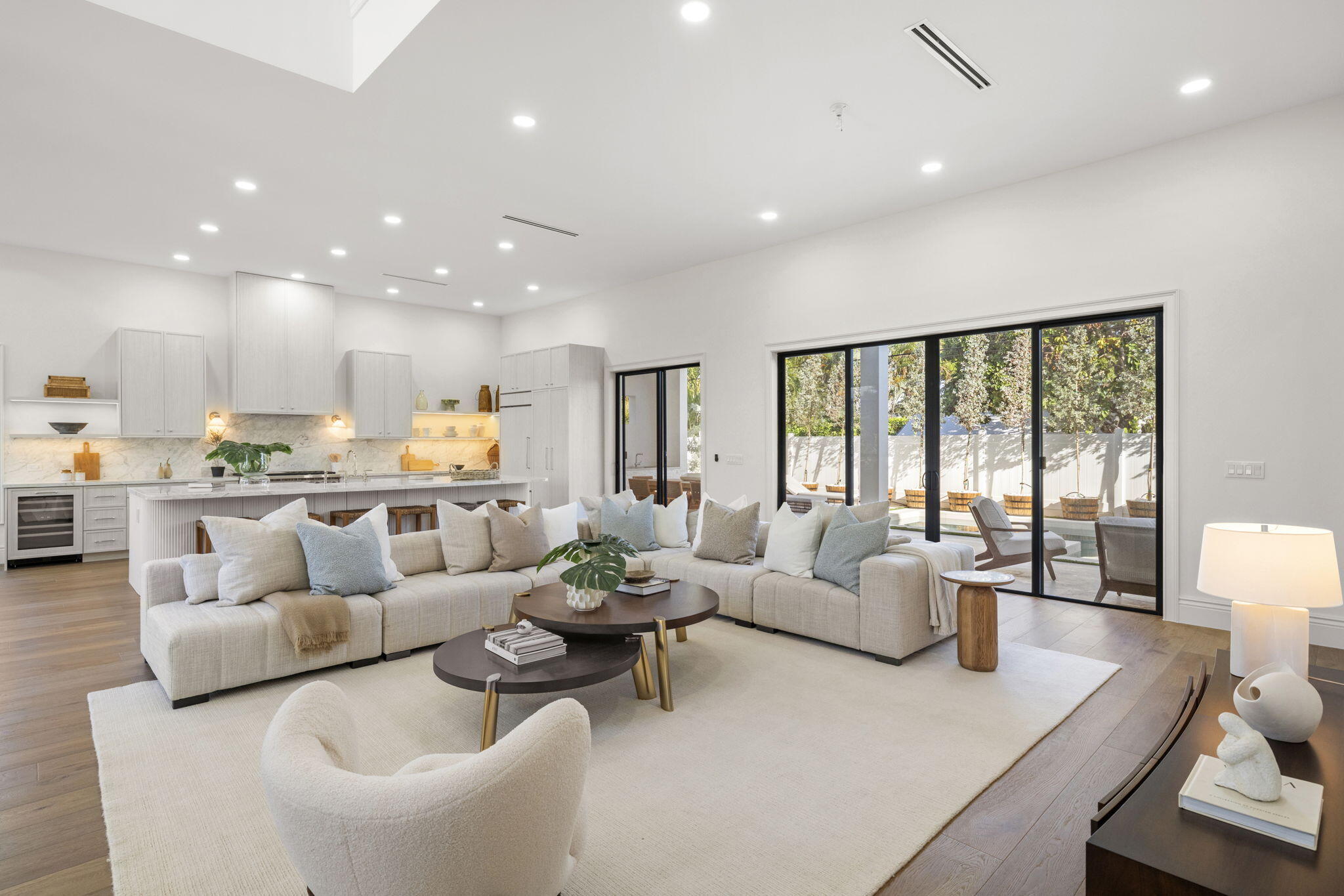 LEWIS SHORE ESTS 3 IN - Residential