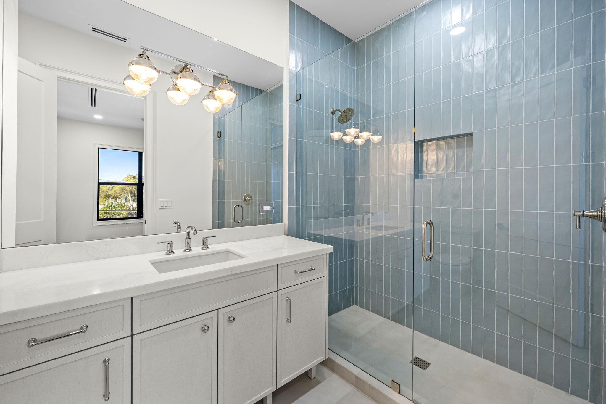 LEWIS SHORE ESTS 3 IN - Residential