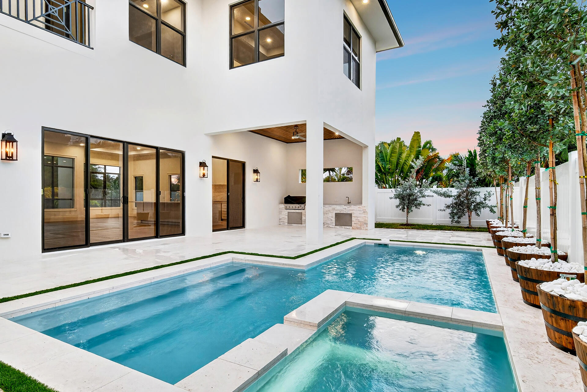 LEWIS SHORE ESTS 3 IN - Residential